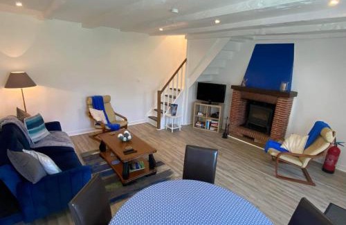 Saint-Malo-des-Trois-Fontaines House | Le Cottage - Gîtes de Cavran