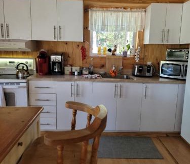 Saint-David-de-Falardeau Bed & Breakfast | Le Gîte Du Gardien Blanc