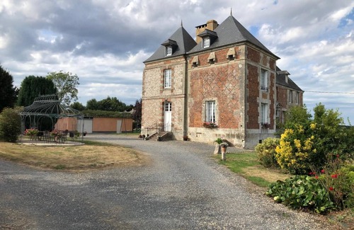 Ypreville-Biville House | Le Gîte du Château - Ypreville Biville