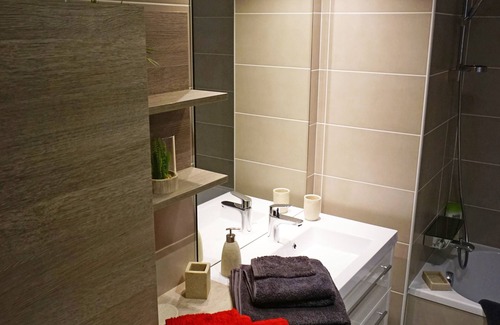4th Arrondissement Apartment | Le Gorjus - Lyon Croix Rousse