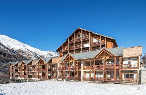 Valloire Apartment | Le Hameau de Valloire 2p5p Coin Nuit