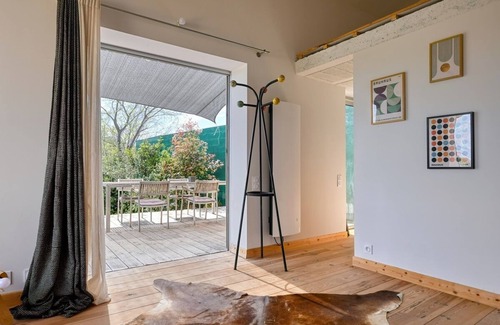 Calvisson House | le Hangar Yacco & Tiny House - Garage Revisité par Benoit Gillet Architecte
