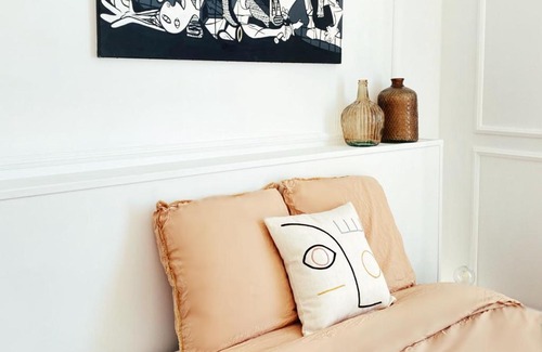 Deols Apartment | Le Haussmann ⸱ Stationnement gratuit ⸱ Fibre