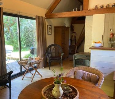 Maintenay Bed & Breakfast | Le Jardin Sauvage