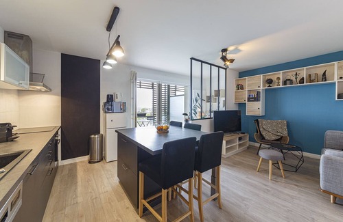 Les Hauts de Saint-Aubin Apartment | Le Jean Moulin - Appartement à 2 pas du tramway