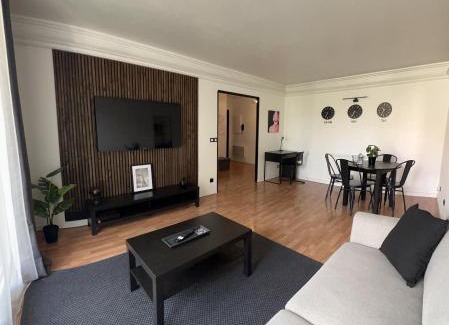 Arnouville Apartment | Le joyau caché - Paris 2024