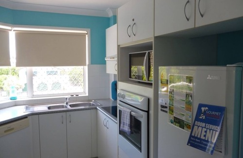 Broadbeach Apartment | Le Lavandou Holiday Apartments