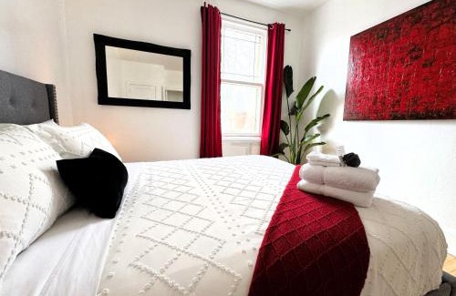 Vieux-Limoilou Apartment | Le Limoulois - Adorable 6 Places