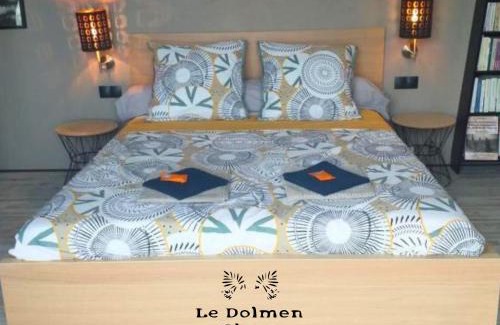 Plounevez-Lochrist Bed & Breakfast | Le Loft du Dolmen Clara, entre terre et mer