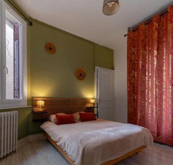Republique Apartment | Le Louis B - Appartement calme et lumineux proche Thermes