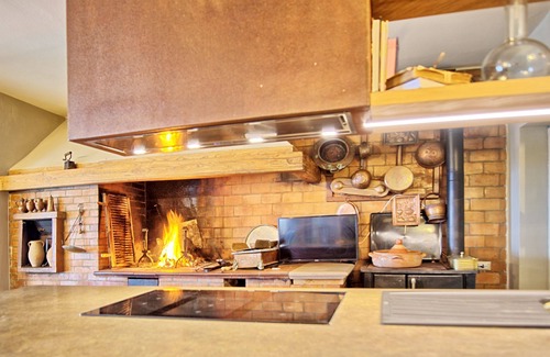 Monsummano Terme Villa | Le Maggioline: Tuscan Villa with Pool & Stunning Views. Sleeps 12, Near Florence