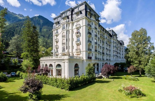 Chamonix City Centre Apartment | Le Majestic 76 appt - an apartment that sleeps 6 guests in 2 bedrooms