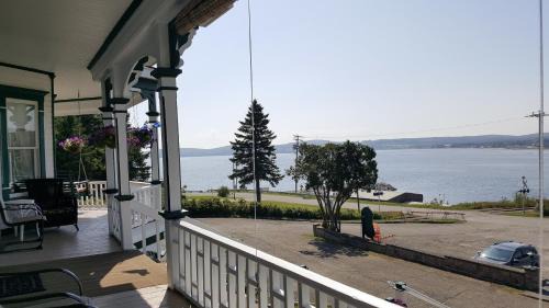 Port-Daniel Bed & Breakfast | Le Manoir du Vieux Presbytère