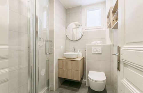Quartier du Mail Apartment | Le Marais - Rue Montorgueil Area Stylish 1BR Flat