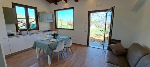 Montefalcone Appennino Apartment | Le Margherite Country House