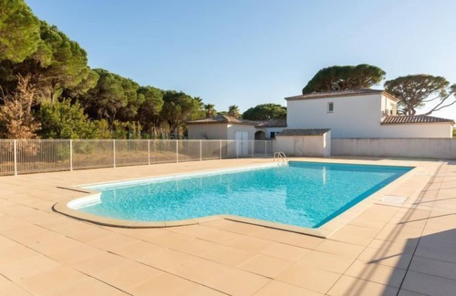 Les Issambres House | Le Mas d'Esquières 16 by Interhome
