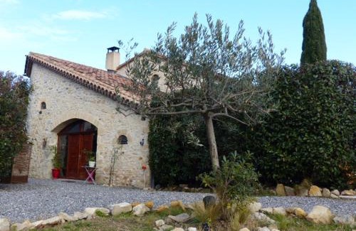 Saint-Jean-de-Crieulon House | Le Mas de Crieulon