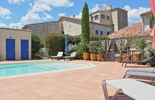 Saint-Jean-de-Crieulon House | Le Mas de Crieulon