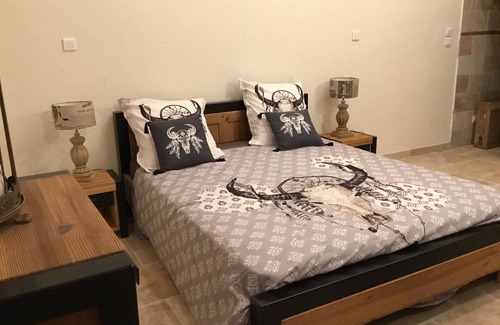 Noves Bed & Breakfast | Le Mas de Nonin - Chambres d'hotes