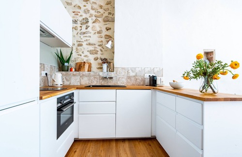 Valreas Cottage | "Le Mas des Platanes", the Aparté gîte in Provence
