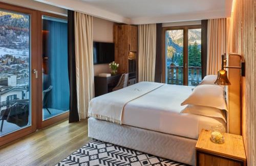 Courmayeur Hotel | Le Massif Hotel & Lodge Courmayeur The Leading Hotels of the World