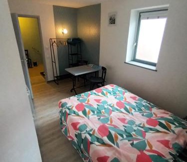 Saint-Illide Bed & Breakfast | Le Miraillet, chambre hôte