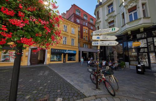 Old Town Apartment | Le Monde Apartment Bratislava - amazing 5BDR in downtown