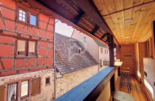 Eguisheim Apartment | Le Nature d'Eguisheim, Le Nature, avec terrasse calme et parking privé au cœur médiéval d'Eguisheim