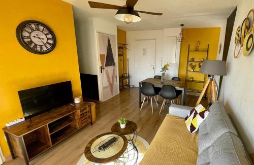 Frontignan Apartment | Le Nautica Plage T2 climatisé en bord de mer