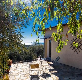 Imperia House | Le Navi In Cielo