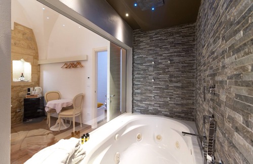 Lecce Historic Center Bed & Breakfast | Le Nicchie luxury rooms