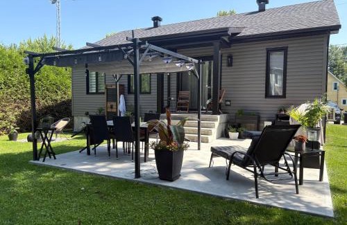 Saint-Francois-Xavier-de-Brompton Apartment | Le nid des hirondelles