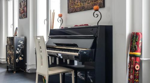 Quartier de la Monnaie Apartment | Le Notre Dame - Luxury Apartment with Seine View