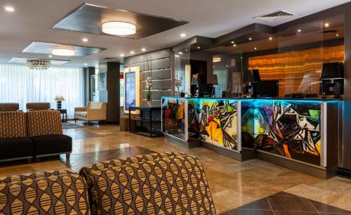 Shaughnessy Village Hotel | Le Nouvel Hotel