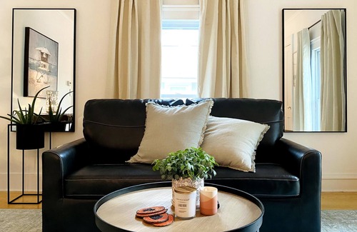 Canandaigua Apartment | LE PETIT - 5 min. Walk to Lake Resort or Downtown