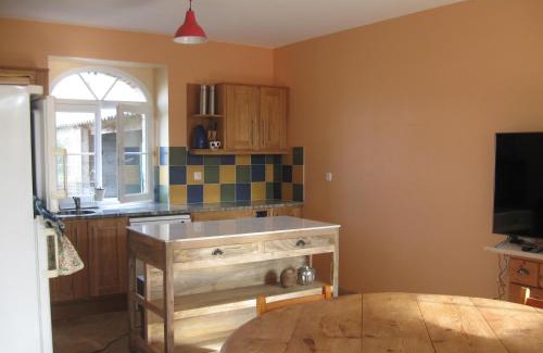 Chateau-la-Valliere Apartment | Le Petit Bois