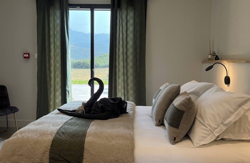 Pianotolli-Caldarello Hotel | Le Petit Hotel De Pianottoli Caldarello