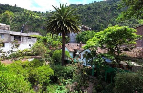 Banos de Agua Santa Apartment | Le Petit Jardin