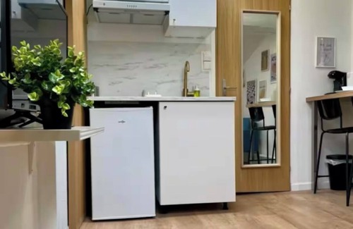 Part Dieu - Bir Hakeim Apartment | Le Petit Rome : Gare Part Dieu
