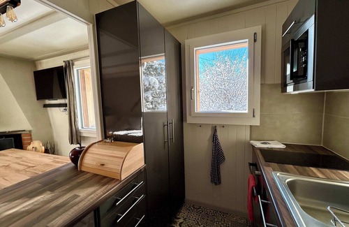 Rougemont Ski Chalet | Le Petite Chalet Summ