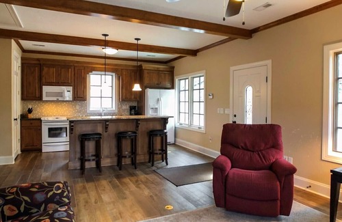 Lake Lure House | Le Petite Chateau - Lakefront - Upper/Lower Units Sleeps 6 dog friendly