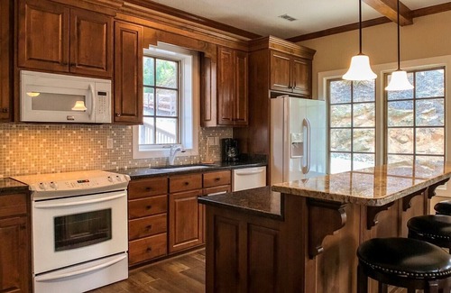 Lake Lure House | Le Petite Chateau - Lakefront - Upper/Lower Units Sleeps 6 dog friendly