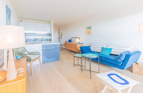 Cassis Apartment | Le Poisson Bleu - by Winkyhouse