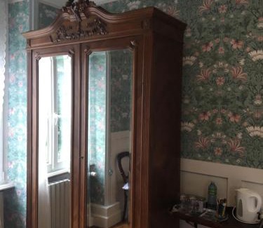 Passais-Villages Bed & Breakfast | Le Presbytère Chambre D'Hôtes