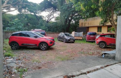 Kalapettai Apartment | LE PRINCE VILLA STAY with CAR PARKING- triple 9 triple 4 16 double zero