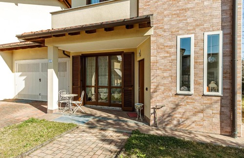 Cardano al Campo House | Le Quattro Stelle Villa