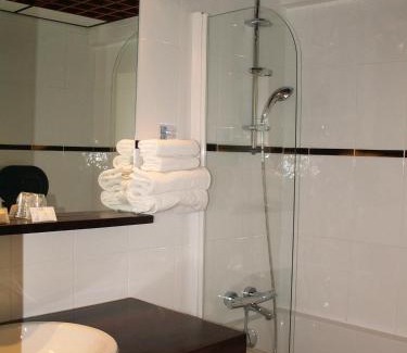 Saint-Martin de Brehal Hotel | Le Relais des Iles