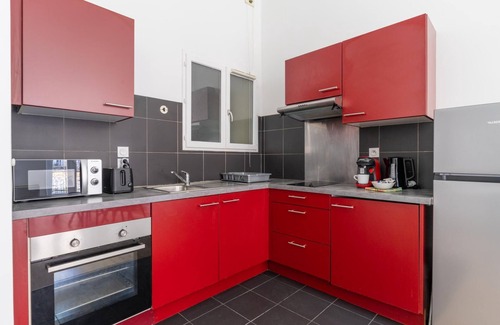 Les Grands Carmes Apartment | Le Republique 5 minutes from the Vieux-Port