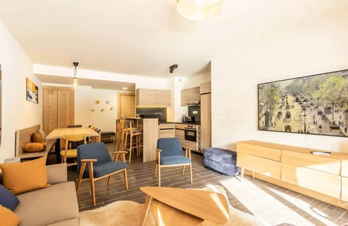 Arc-1600 Apartment | Le Ridge Residence - RIDGE 301