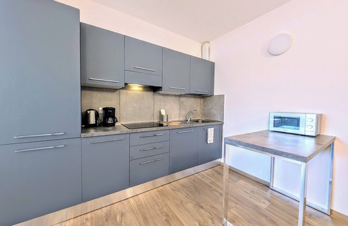 Naggio Apartment | Le Rondini D Apartment: lake view, terrace, Wi-Fi, AC and garage!
